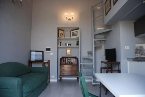 Central Charming house at Naples